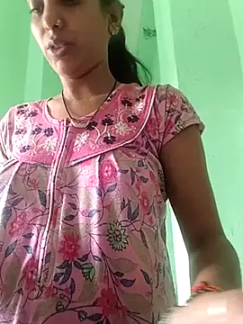Hotty-Nidhi online show from 11-25-25, 03:39
