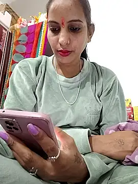 Hotty-Nidhi online show from 01-14-26, 04:12