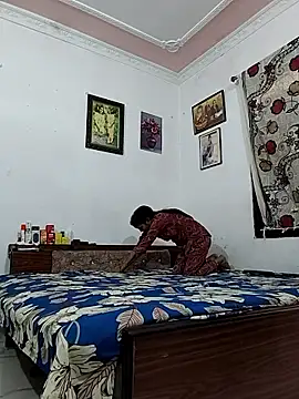 Snapshot of Hotty-Nidhi chatting on 03-16-26, 05:44 Hotty-Nidhi online show from 03-16-26, 05:44