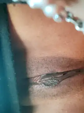 indiancute43 online show from 03-10-25, 08:59