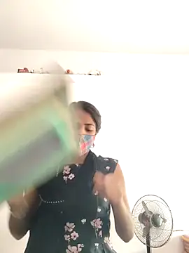 indiancute43 online show from 03-20-25, 09:26