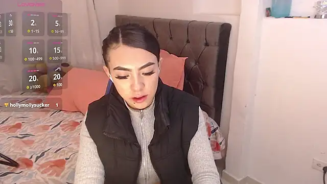 Yasminsmith   online show from 03-13-25, 01:40