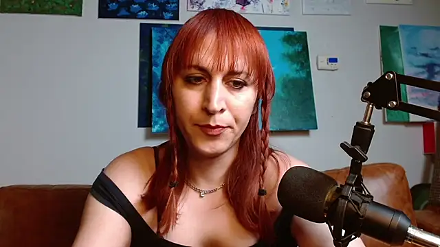 Snapshot of ChewyCandy chatting on 10-26-25, 10:36 ChewyCandy online show from 10-26-25, 10:36