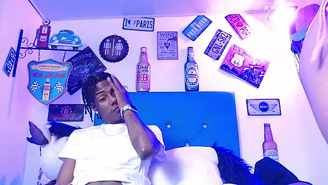 lili roussi online show from 10-25-25, 12:18