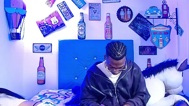 lili roussi online show from 11-19-25, 11:16