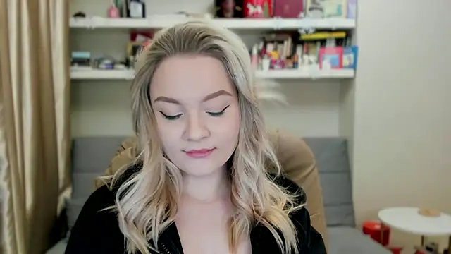 Snapshot of Kara_Smith_ chatting on 02-19-26, 11:23 Kara Smith online show from 02-19-26, 11:23