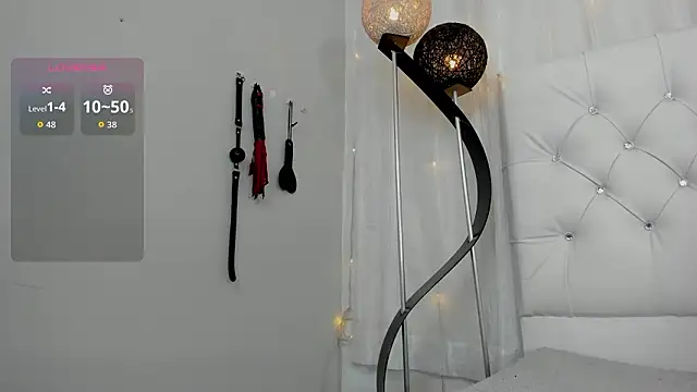 Snapshot of sarah_temptation chatting on 02-28-26, 09:16 sarah temptation online show from 02-28-26, 09:16