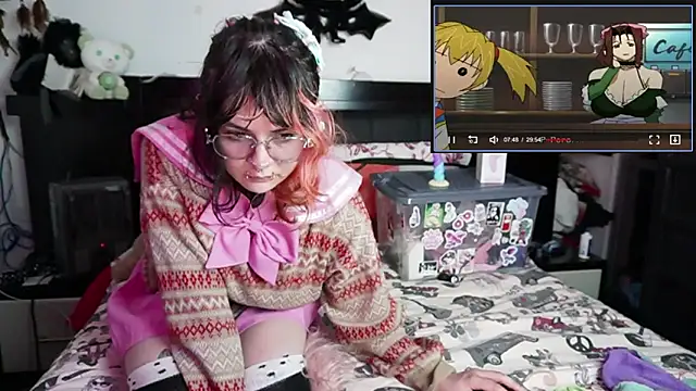 Snapshot of Devil_And_Princess chatting on 11-29-25, 01:19 Devil And Princess online show from 11-29-25, 01:19