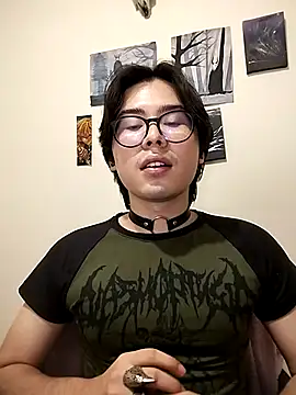 Snapshot of Dante_Gothic chatting on 03-20-25, 09:04 Dante Gothic online show from 03-20-25, 09:04