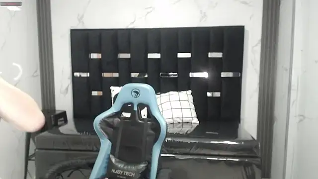 valeria a1 online show from 10-23-25, 02:22