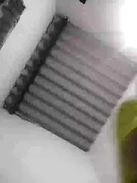 Snapshot of Andy-rtg chatting on 03-11-25, 12:33 Andy-rtg online show from 03-11-25, 12:33