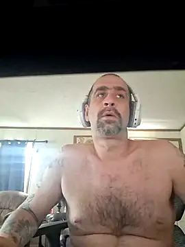 Snapshot of mayg chatting on 04-29-26, 01:26 mayg online show from 04-29-26, 01:26