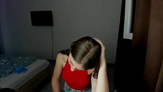 Snapshot of LilyHaart chatting on 09-09-25, 05:23 LilyHaart online show from 09-09-25, 05:23