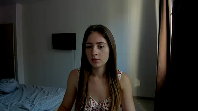 Snapshot of LilyHaart chatting on 09-17-25, 05:31 LilyHaart online show from 09-17-25, 05:31