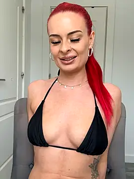 Snapshot of FariBanxOfficial chatting on 09-13-25, 12:05 FariBanxOfficial online show from 09-13-25, 12:05