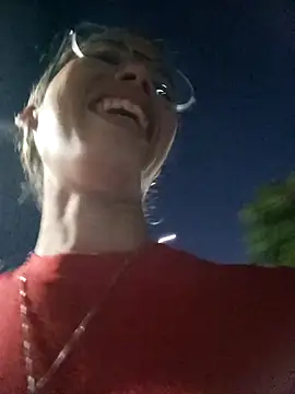 Snapshot of Sexi_girl29 chatting on 10-26-25, 10:25 Sexi girl29 online show from 10-26-25, 10:25