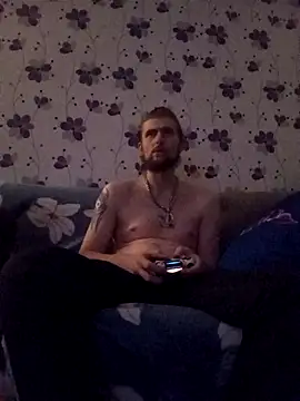 ThePython666 online show from 10-08-25, 11:57