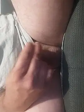 Snapshot of gui67675 chatting on 09-26-25, 03:32 gui67675 online show from 09-26-25, 03:32