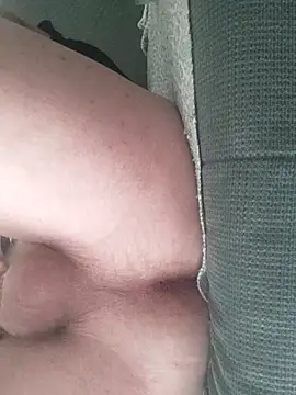 Snapshot of gui67675 chatting on 10-21-25, 09:32 gui67675 online show from 10-21-25, 09:32