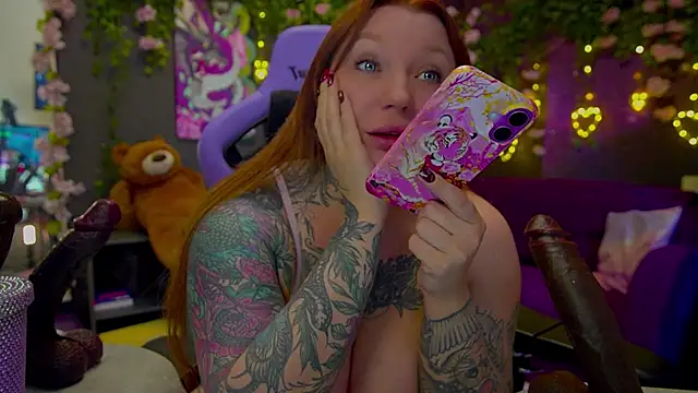 Snapshot of BlackedBarbie chatting on 02-19-26, 07:43 BlackedBarbie online show from 02-19-26, 07:43