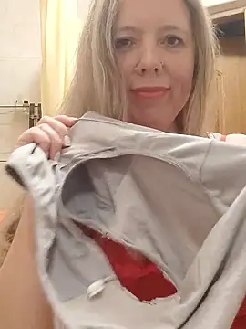 Irina3718 online show from 10-07-25, 09:17