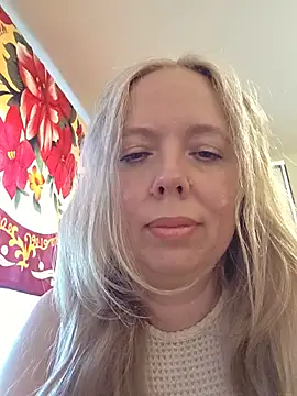 Irina3718 online show from 06-22-26, 11:51