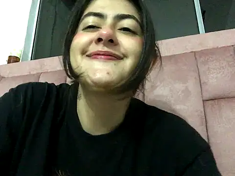 Snapshot of skyler1195 chatting on 10-10-25, 06:23 skyler1195 online show from 10-10-25, 06:23
