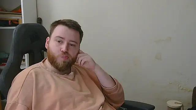 Snapshot of orangegummybear chatting on 02-15-26, 11:56 orangegummybear online show from 02-15-26, 11:56