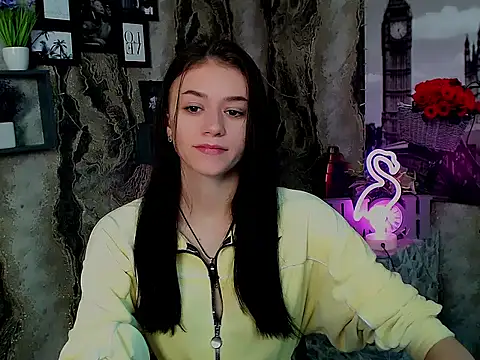 LanaTey online show from 10-13-25, 05:07