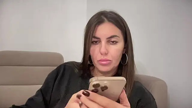 AngelinaMeov online show from 10-21-25, 05:13