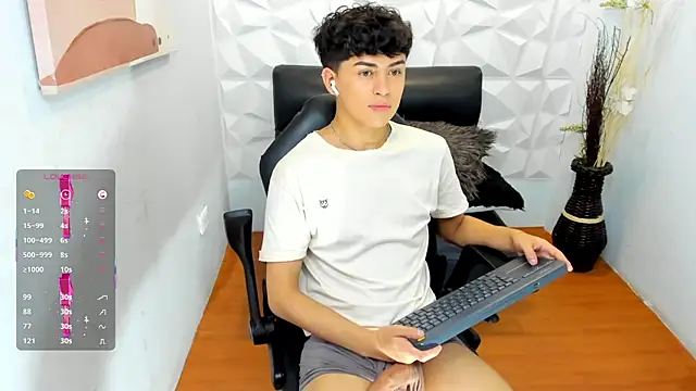 Snapshot of Sam_Daves chatting on 11-13-25, 03:55 Sam Daves online show from 11-13-25, 03:55