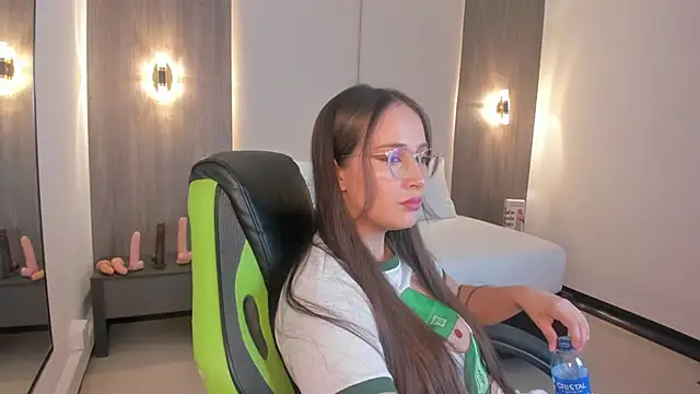 sophia martinezz  online show from 11-22-25, 03:55