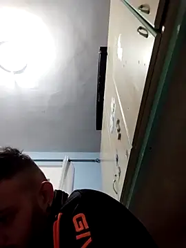 Snapshot of Francescodicristina44 chatting on 03-04-26, 11:44 Francescodicristina44 online show from 03-04-26, 11:44