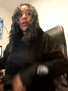 Snapshot of IsisBathory chatting on 03-14-25, 11:56 IsisBathory online show from 03-14-25, 11:56
