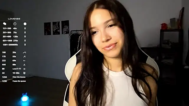 MayAgard online show from 10-30-25, 07:14