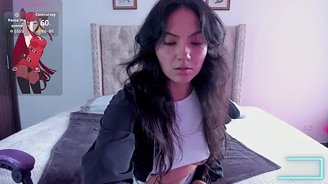 Snapshot of Asaray_T chatting on 10-27-25, 06:01 Asaray T online show from 10-27-25, 06:01