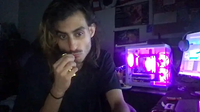 Snapshot of twink69Finger chatting on 02-14-26, 02:03 twink69Finger online show from 02-14-26, 02:03