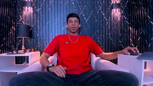 Snapshot of Gregory_Sforza chatting on 02-19-26, 07:21 Gregory Sforza online show from 02-19-26, 07:21