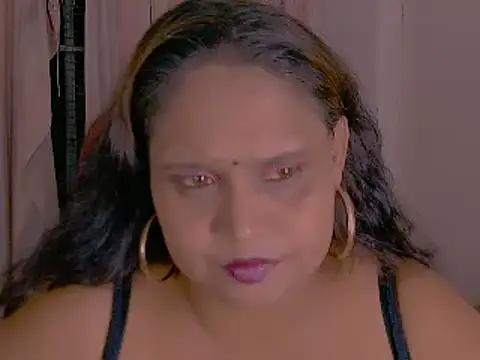 Snapshot of clover_cams1874 chatting on 03-18-25, 04:48 clover cams1874 online show from 03-18-25, 04:48
