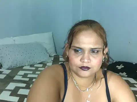 Snapshot of clover_cams1874 chatting on 09-09-25, 06:07 clover cams1874 online show from 09-09-25, 06:07