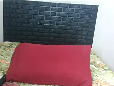 clover cams1874 online show from 02-13-26, 06:37