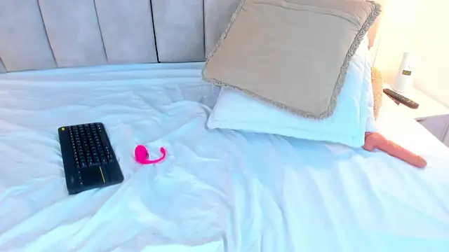 Sofiia Rossee  online show from 03-14-25, 11:32