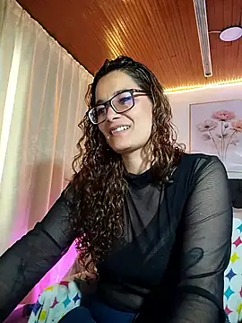 Rose Thompson1 online show from 05-30-26, 01:30