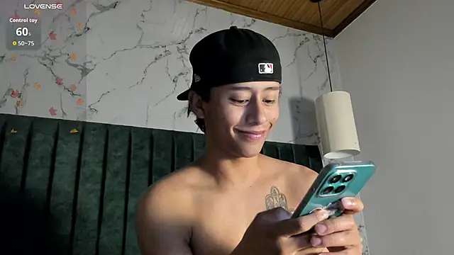 labrinthteasing online show from 09-18-25, 10:34