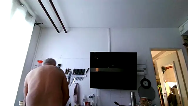 Berg Boy online show from 06-19-26, 04:50