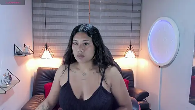 ISIS VALCHOS online show from 09-27-25, 01:05