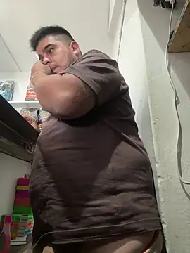 Snapshot of elninio_poya chatting on 12-04-25, 08:06 elninio poya online show from 12-04-25, 08:06