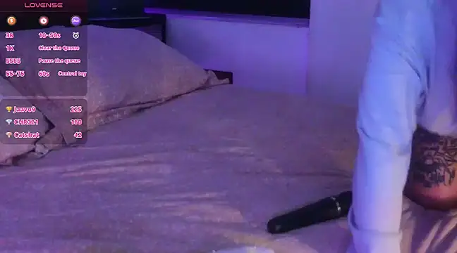 Snapshot of Hecate_gh chatting on 03-23-25, 01:42 Hecate gh online show from 03-23-25, 01:42