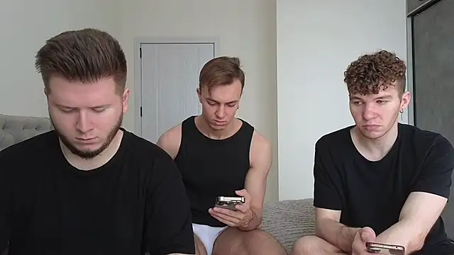 boys sobolisha online show from 05-25-26, 08:42
