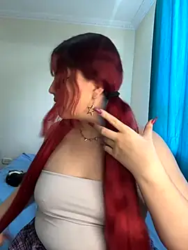 Ivelleee  online show from 09-18-25, 07:27